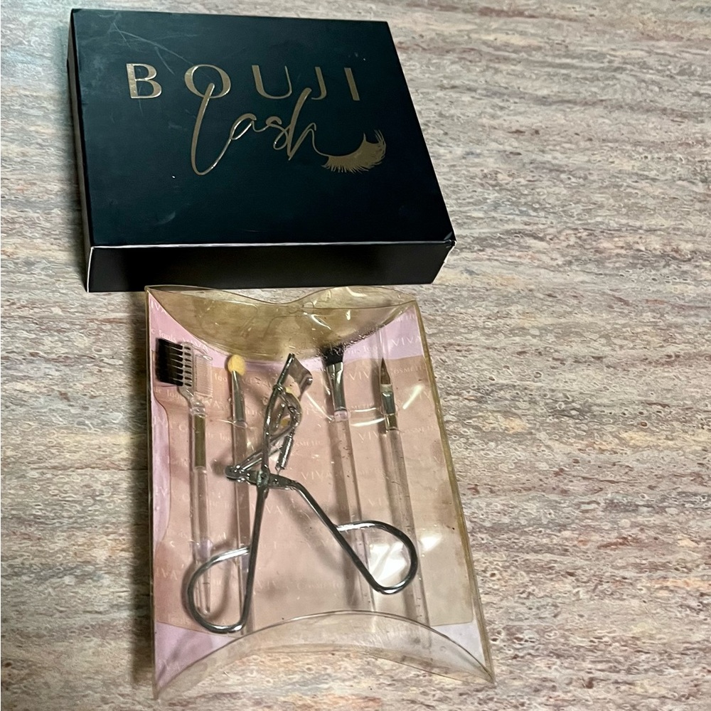 NIB Bouji Lash magnetic lash set plus bonus
